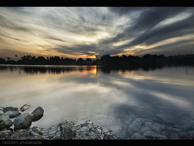 Gambar sunset di kampung Pulau Rusa