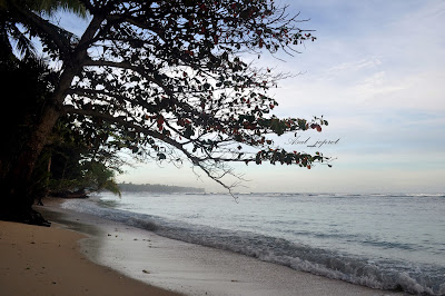 Serai Beach Krui Pesisir-Barat. pantai krui pesisir-barat