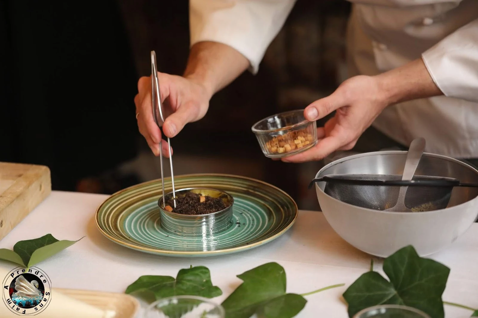 La cuisine moléculaire avec Javi Estévez à l'Ambassade Espagnole