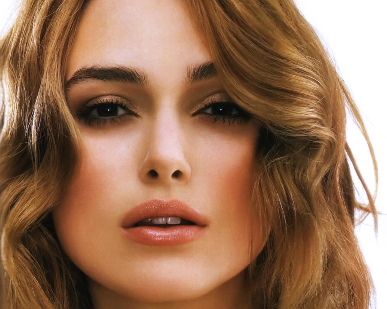 Keira Knightley Hairstyles Pictures, Long Hairstyle 2011, Hairstyle 2011, New Long Hairstyle 2011, Celebrity Long Hairstyles 2052