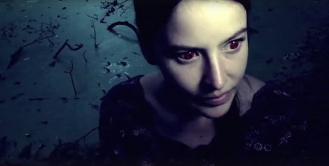 Aura (Vampire) in Cosmotropia de Xam's Diabolique 2013
