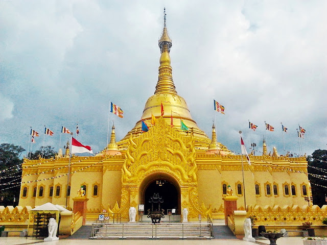 Vihara Pagoda Lumbini - Paket Open Trip 4H3M Medan Samosir 2018-2019 - Salika Tour Malang