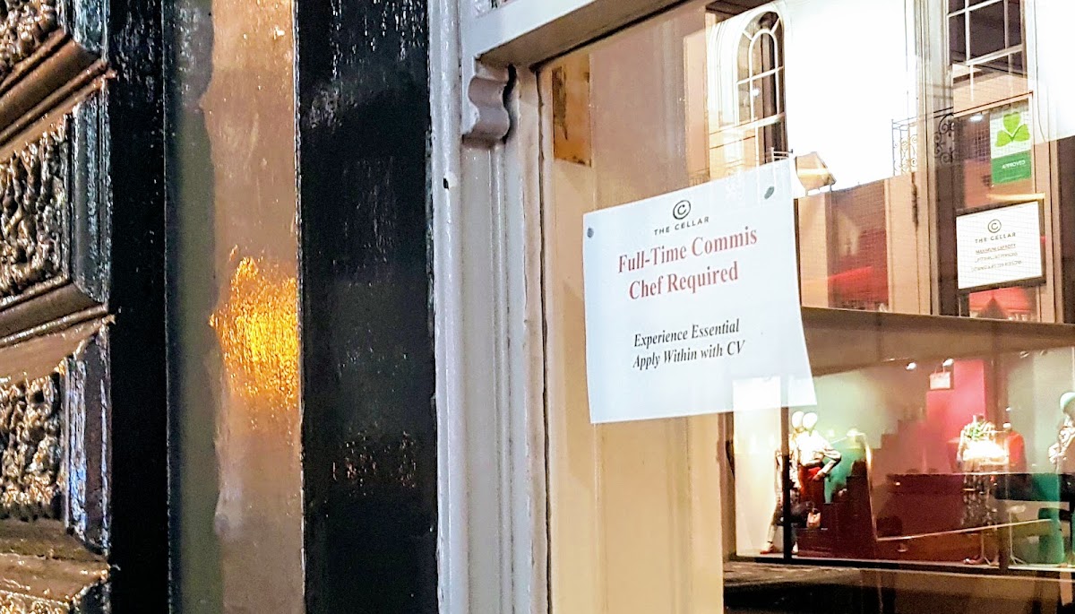 Sing in restaurant window with Failte Ireland tourist board approved sticker visible