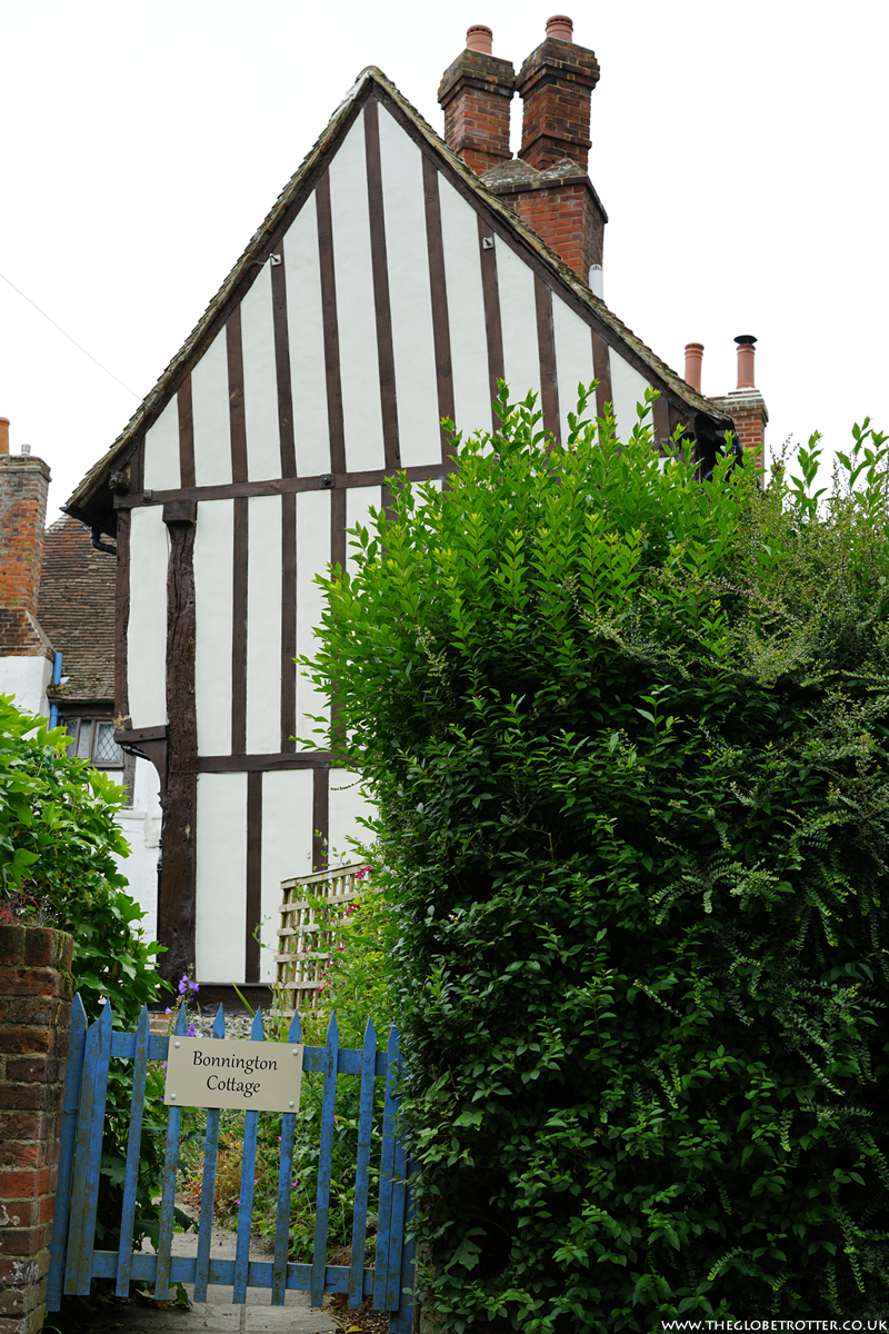 Mulberry Cottages - Bonnington Cottage in Kent
