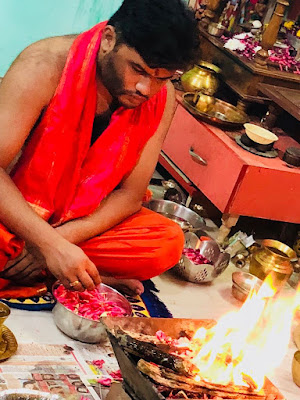 Astrologer Vinayak Bhatt Ji