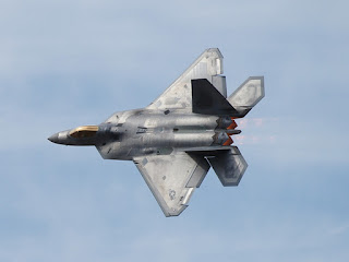 F-22 RAPTOR DEMO TEAM AL ROYAL INTERNATIONAL AIR TATTOO 2016 (UK)