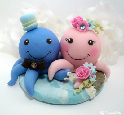 T his is my first ocean cake topper with a cute and funny couple 