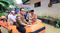 Pj Gubernur Jatim Adhy Karyono Tinjau Banjir di Blega Bangkalan