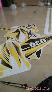 Striping Decal Motor Kota Padang