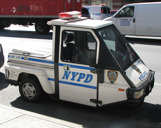 NYPD Westward Go-4 Interceptor, Canal Street, Chinatown, Lower Manhattan, New York