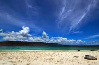 Pantai Ujung Genteng Sukabumi