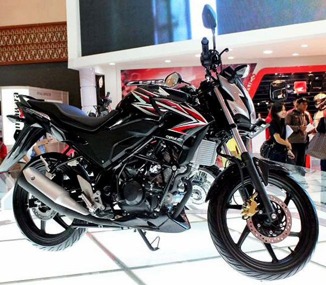 Honda CB150R  StreetFire Harga  dan Spesifikasi Gambar 