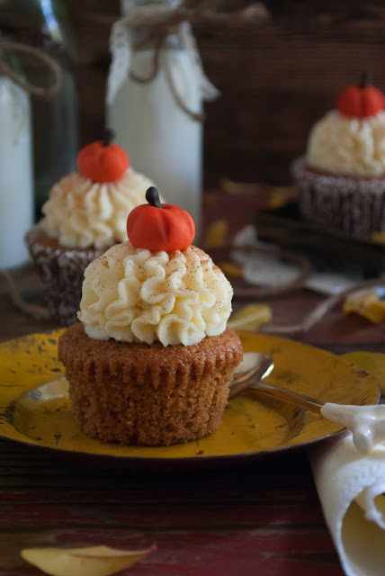 pumpkin-cupcakes