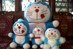 Gambar Boneka Doraemon Besar Lucu