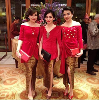 kebaya polos warna merah rok batik modern