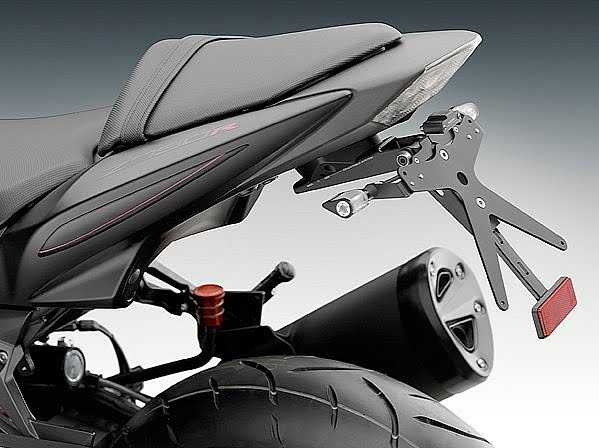 2011 Kawasaki Z750R Gets Rizoma Styling Kit