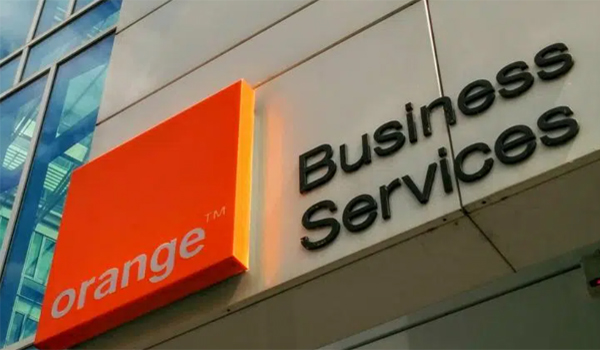 سطاج مدفوع الأجر في شركة أورنج Orange Business Services ابتداءا من الباك+2 و الباك+3