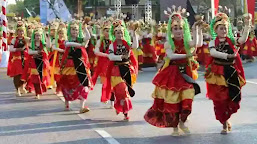 Ratusan Penari Tradisional Unjuk Kebolehan di acara Madura Culture Festival 2023