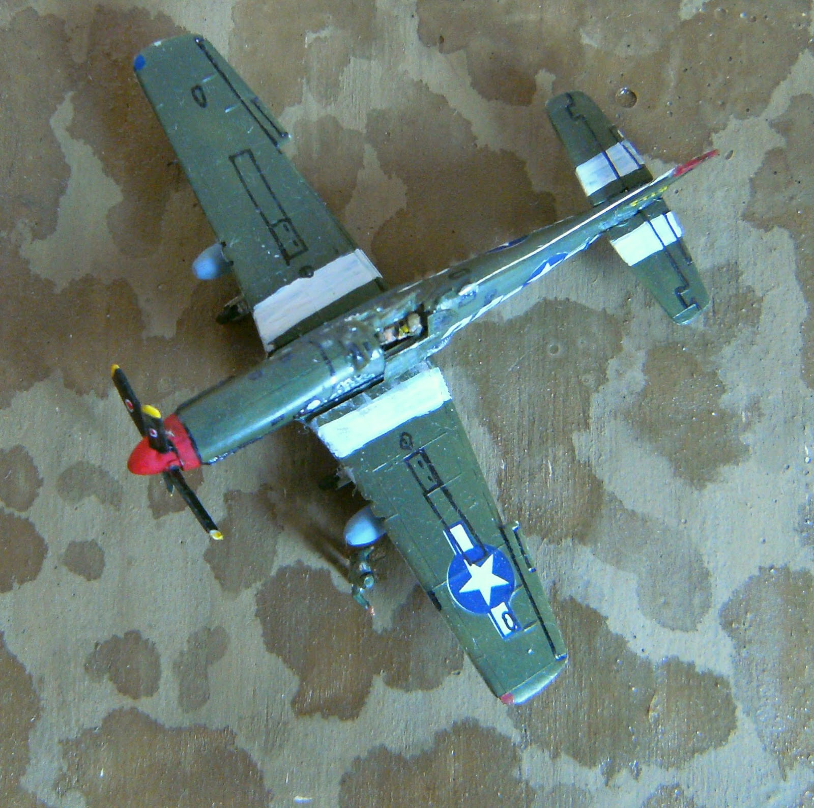Happyscale-Modellbau: North American P-51B Mustang - 1/144