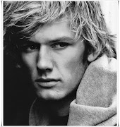 Alexander Richard Alex Pettyfer nació el 10 de abril de 1990, . (alex pettyfer hd photos of )