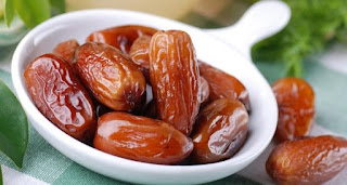 Mandatory Reasons Why We Eat Dates