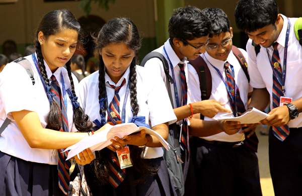 അധ്യയന കാലം കുറഞ്ഞത് കാരണം സിബിഎസ്ഇ വിവിധ ക്ലാസുകളിലെ സിലബസ് വെട്ടിക്കുറക്കുന്നു