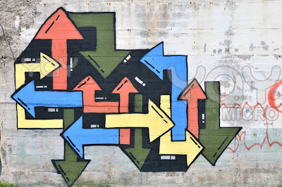 Cool Graffiti Arrows Design Picture