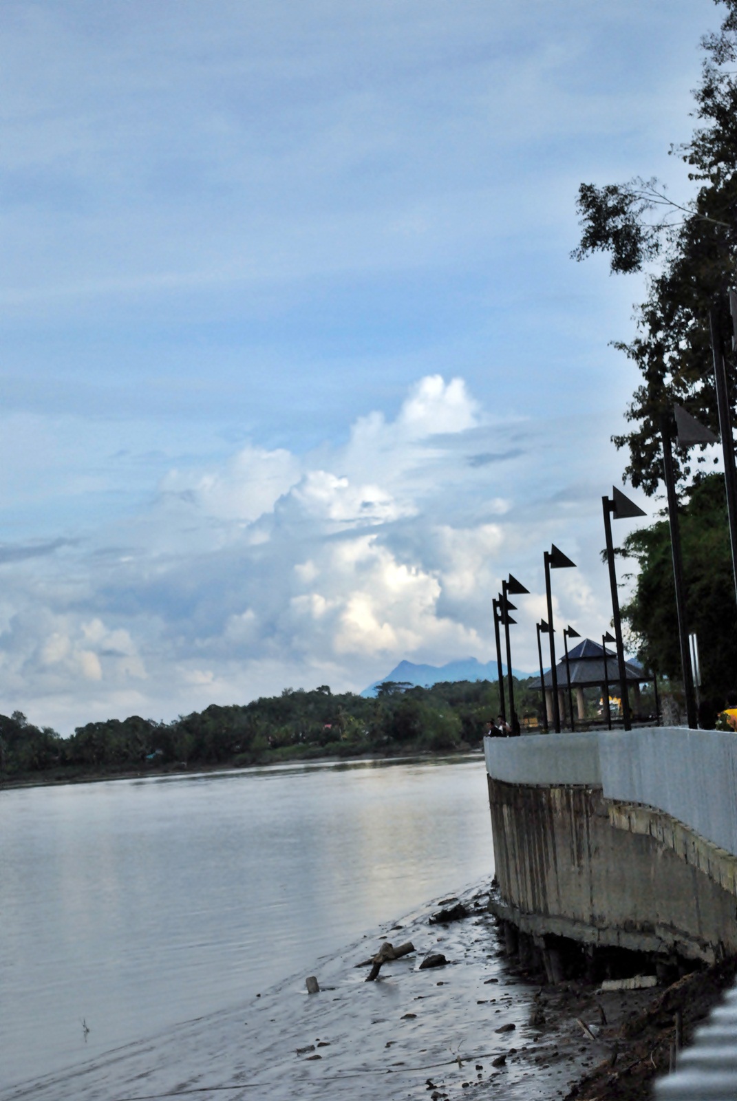 Sungai Batang Lupar Sarawak  ChelzLensa