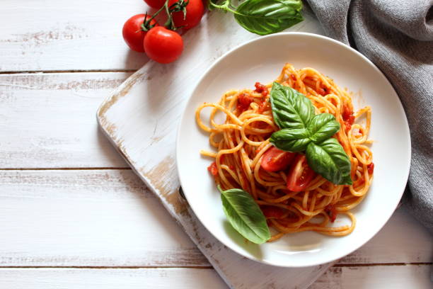 Spaghetti with Tomato Cream Sauce Recipe