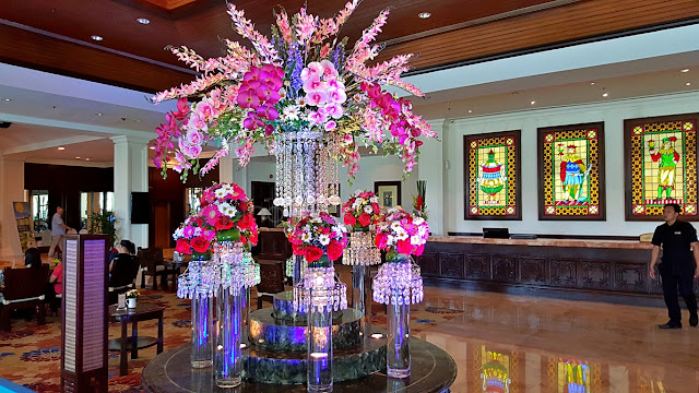 Lobby floral centerpiece of Waterfront Mactan Airport Hotel & Casino