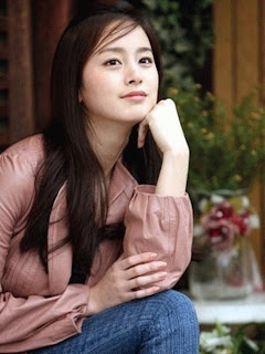 Kim Tae Hee, Kim Tae Hee profile, Kim Tae Hee photo, Kim Tae Hee picture, Kim Tae Hee walpaper, Kim Tae Hee gallery