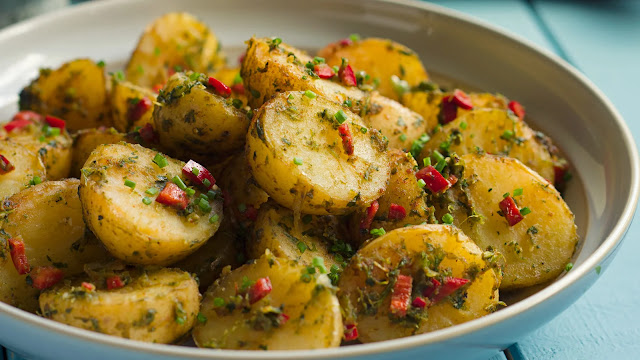 Potato Salad Recipe with Vinegar: A Tangy Twist
