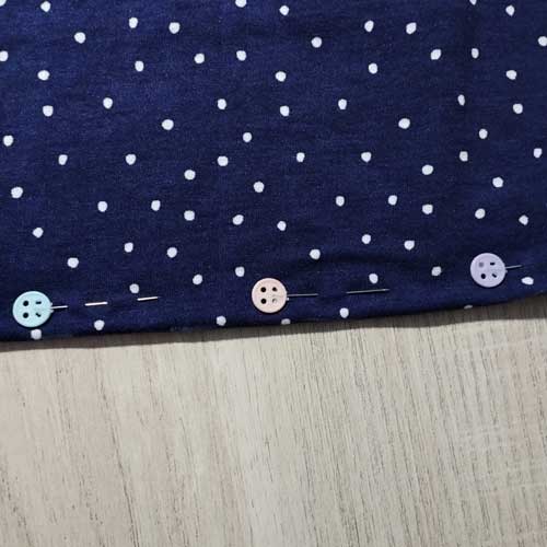 Colocar alfileres para sujetar dobladillo