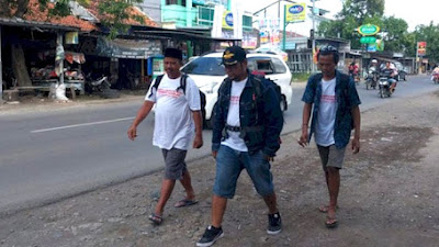 WAduh.. Aspirasinya Tak Digubris Pemkab Lumajang, 3 Korban Semeru Nekat Jalan Kaki untuk Ngadu ke Jokowi di Jakarta