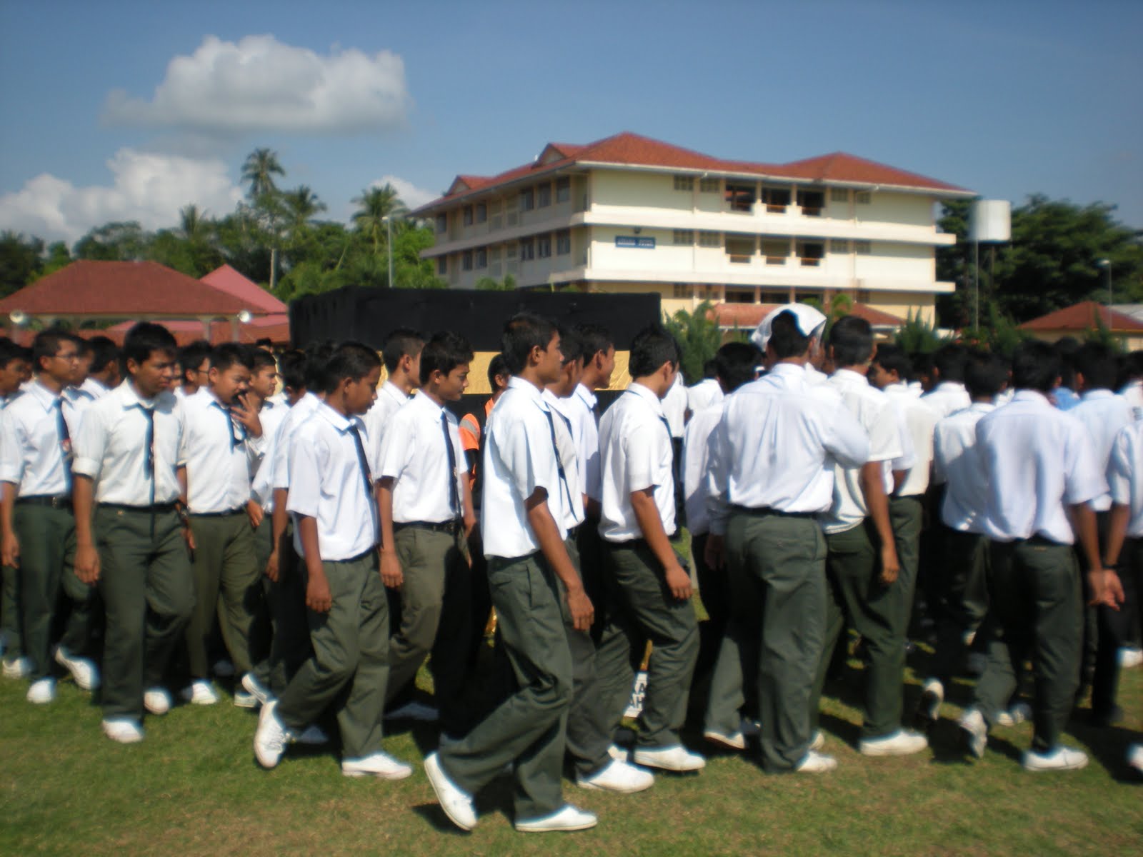 Panitia Pendidikan Islam Darul Naim: Berita Bergambar 