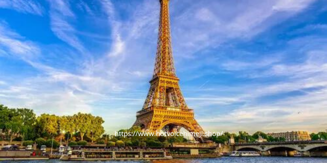 برج إيفل في فرنسا Eiffel tower