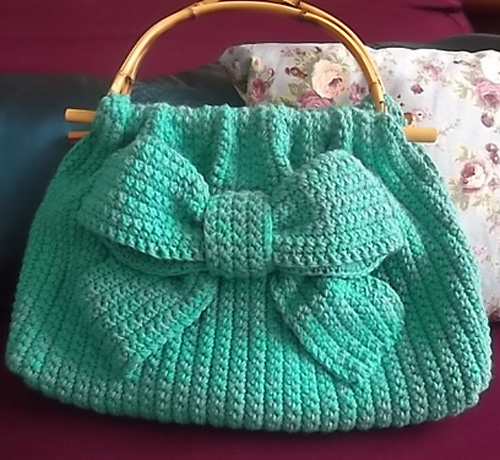 Ribbon Accent Bag - Free Pattern 