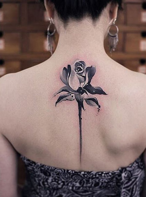 35 idéias de Tatuagens para a região da coluna