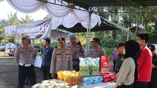 Kapolres Karangasem Pimpin Pasar Murah Polres Karangasem Jelang Ramadhan Dan Nyepi
