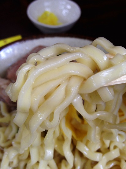 浜屋そばの麺の写真