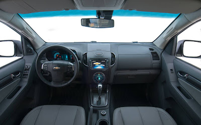 Chevrolet S-10 2014 - interior