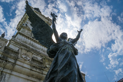 Infante Dom Henrique Monument