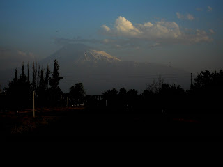 Armenia: Ararat widoczny niemal z każdego miejsca w Erewaniu