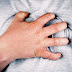 Πόνος στο στήθος, δύσπνοια, ζάλη μπορεί να είναι από καρδιά; Προειδοποιητικά συμπτώματα για καρδιακή ανακοπή