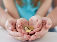 5 Cara Tepat & Asyik Mengenalkan Uang Pada Anak Sejak Dini