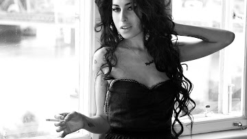 El 12 de abril se estrena Back to Black la película biográfica de la extraordinaria Amy Winehouse.