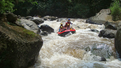 Sungai Brantas Kaliwatu Rafting, www.kaliwaturafting.blogspot.com, 085 755 059 965