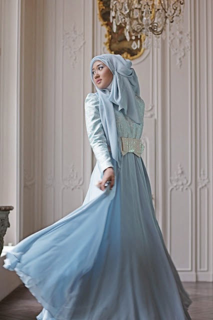 Hijab Style: Dian Pelangi