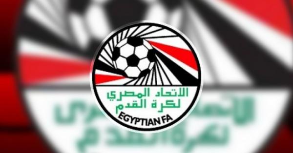 عاجل: الاتحاد المصري يقدم على خطوة غريبة بشأن نهائي دوري أبطال إفريقيا