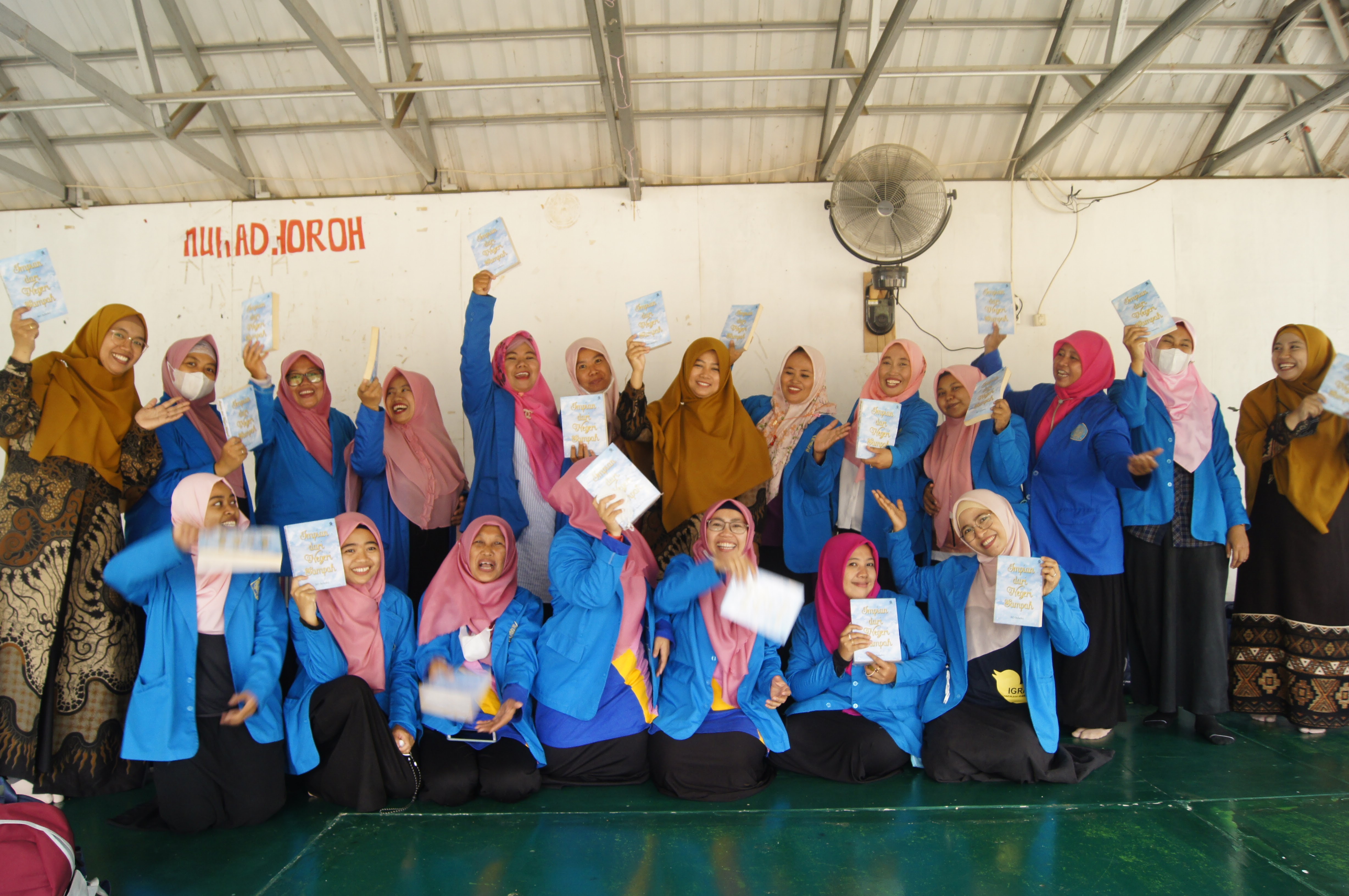 PKM PIAUD STIT Al-Marhalah Al-'Ulya Bekasi: Menstimulasi Perkembangan Anak Usia Dini Melalui Permainan Tradisional